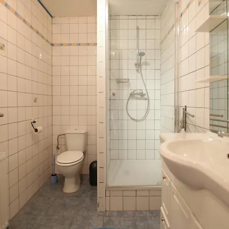 펜션 Sauna Retreat In *